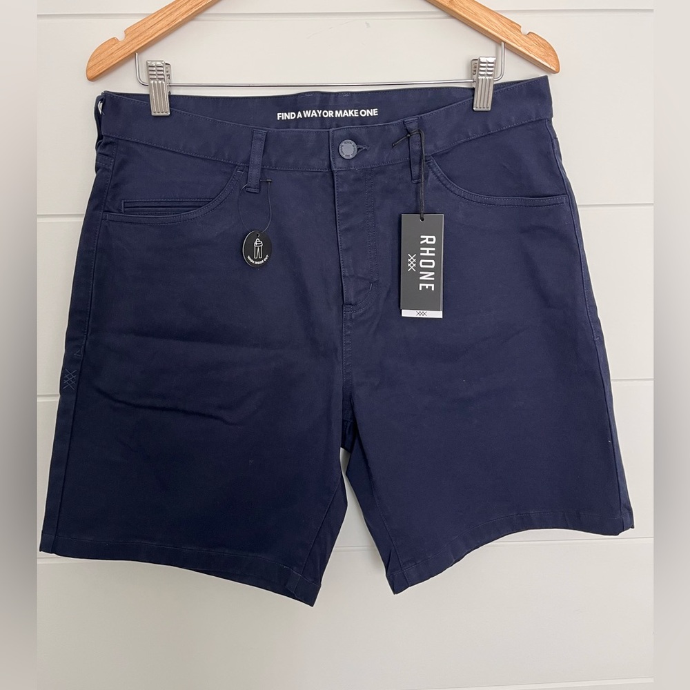 Rhone Men’s shorts $88 USD size 33
8” Everyday Twill shirt NEW
